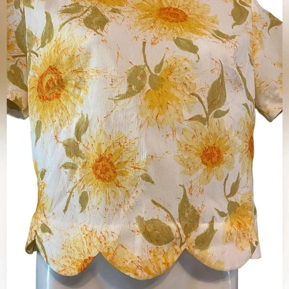 Vintage Styled By Sybil Sunflower Button Back Shirt - Picture 8 of 10